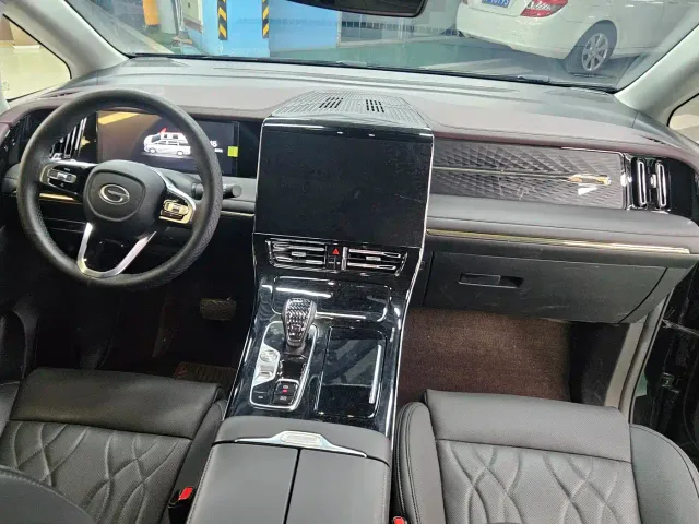 GAC Trumpchi M8 — Фото автомобиля 6