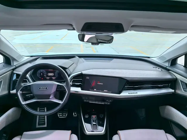 Audi Q5 e-tron — Фото автомобиля 6