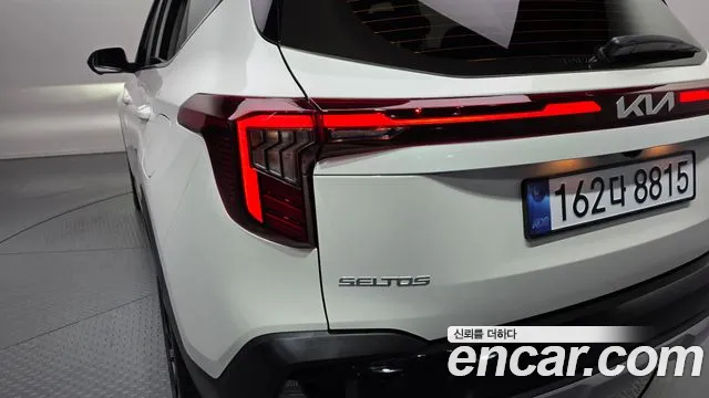 Kia Seltos New — Фото автомобиля 8
