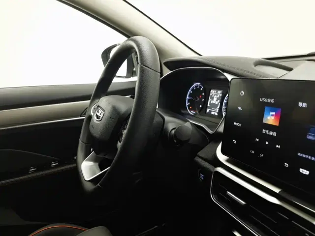 Geely Binyue — Фото автомобиля 22