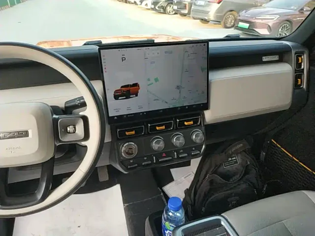 iCAR V23 — Фото автомобиля 12