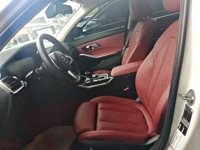 BMW 3 Series — Фото автомобиля 14