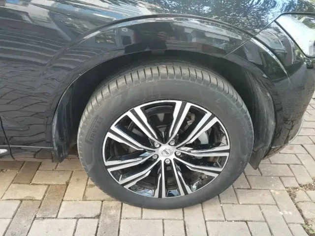 Volvo XC60 — Фото автомобиля 24