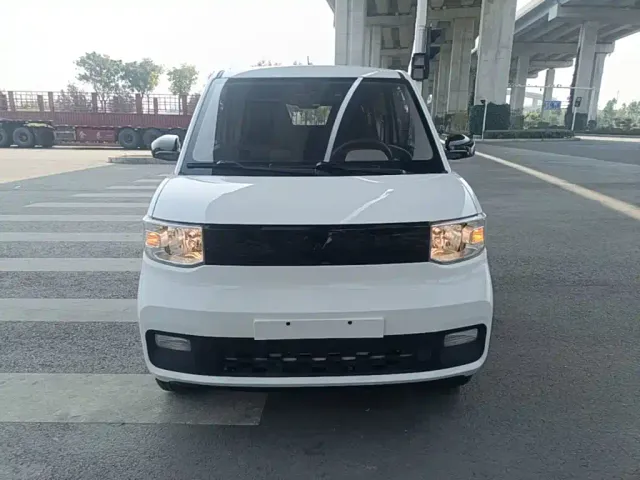 Wuling Hongguang Mini EV — Фото автомобиля 2