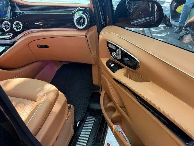 Mansory V-Class — Фото автомобиля 20
