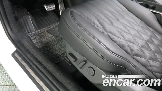 Kia Niro The All New — Фото автомобиля 29