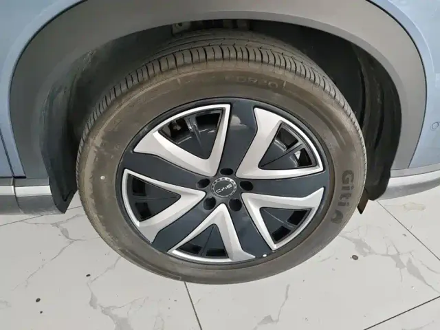 BYD Hai Shi 07 DM-i — Фото автомобиля 6