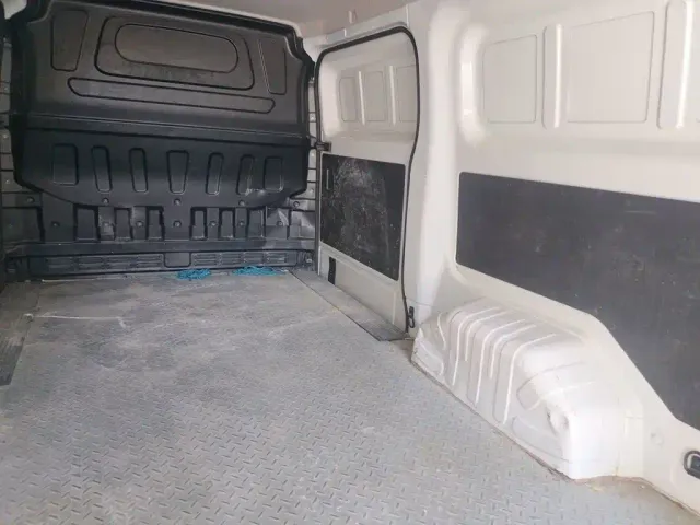 Ruichi New Energy EC75 — Фото автомобиля 14