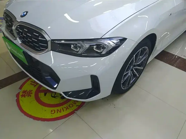 BMW 3 Series — Фото автомобиля 23