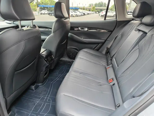 Geely Galaxy E5 — Фото автомобиля 10