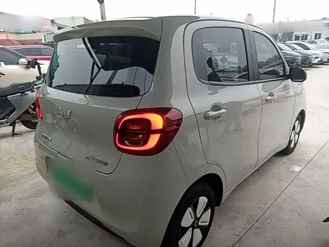 Wuling Hongguang Mini EV — Фото автомобиля 6