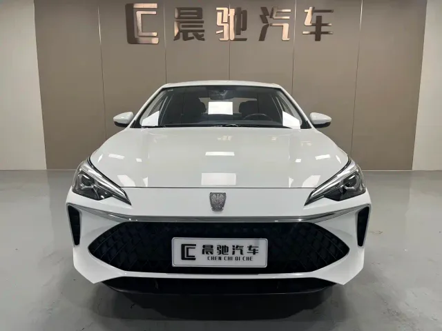 Roewe i5 — Фото автомобиля 2
