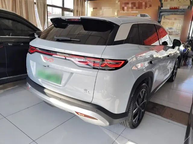 BYD Song L DM-i — Фото автомобиля 6