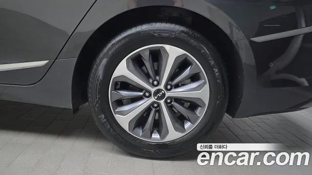 Kia K8 Noblesse — Фото автомобиля 17