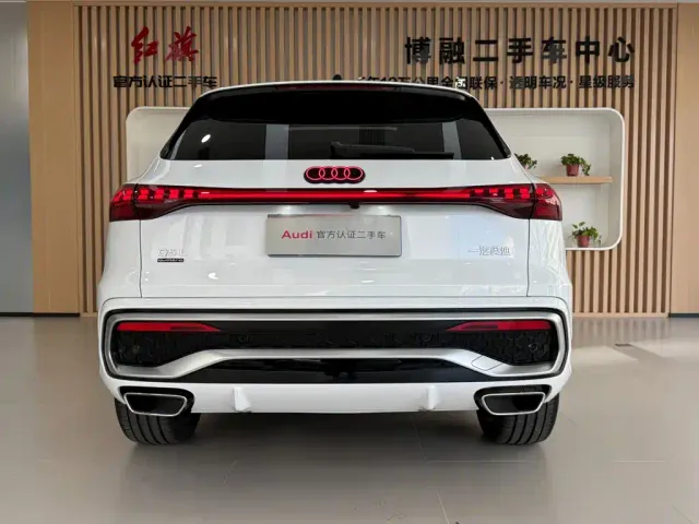Audi Q5L — Фото автомобиля 5
