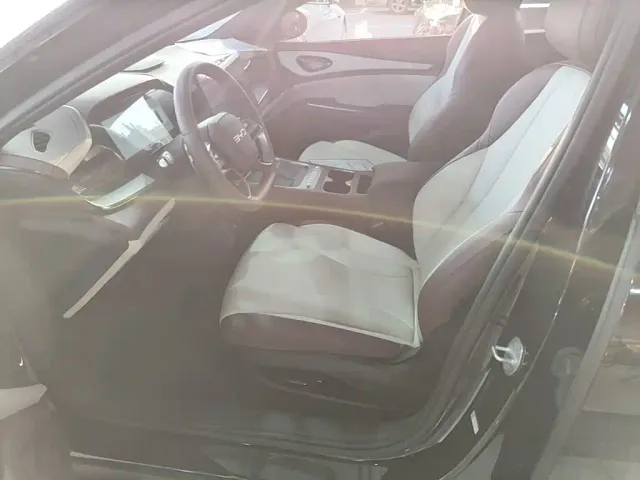 BYD Seal 07 DM-i — Фото автомобиля 14