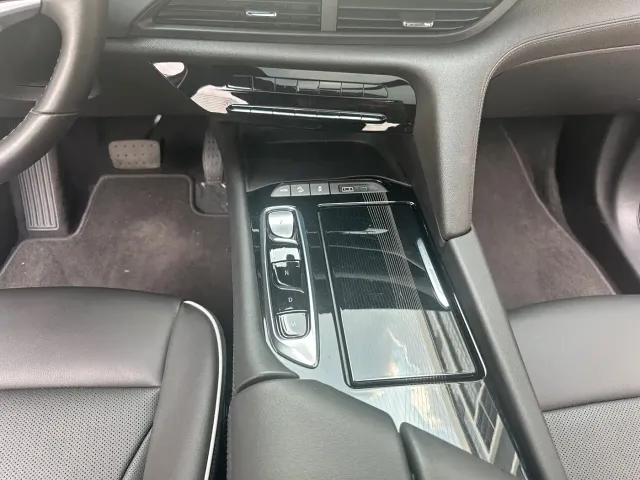 Buick Enclave — Фото автомобиля 12