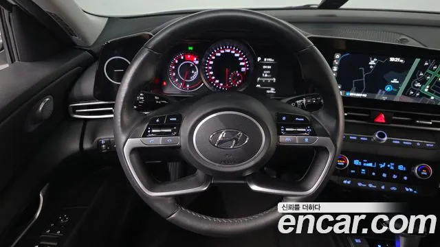Hyundai AVANTE Avante (CN7) — Фото автомобиля 14