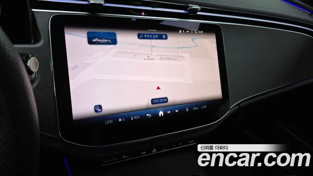 Mercedes-Benz E-Class — Фото автомобиля 12