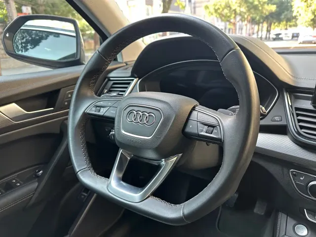 Audi Q5L — Фото автомобиля 4