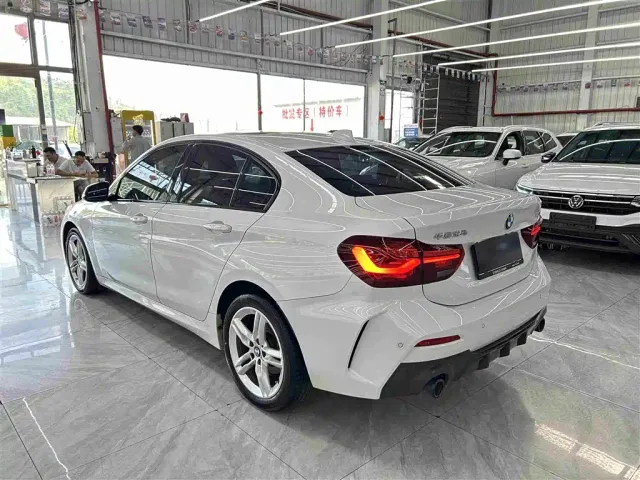 BMW 1 Series — Фото автомобиля 4