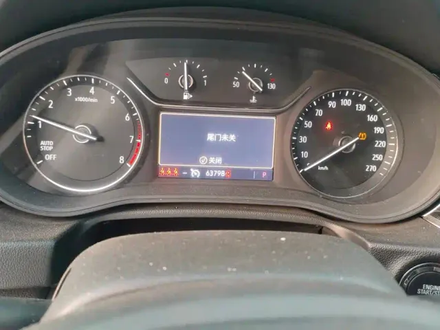 Buick Regal — Фото автомобиля 14