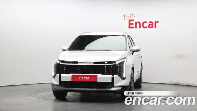 Kia Sportage Бензин 1.6 турбо 2WD — Фото автомобиля 3
