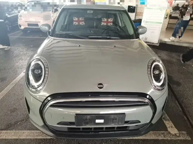 MINI Hatch — Фото автомобиля 2