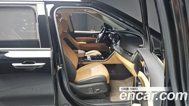 Kia Canival — Фото автомобиля 26