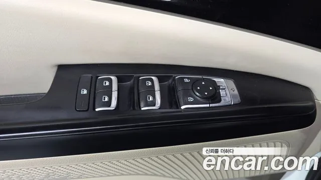 Kia Canival Carnival 4 поколение 11 мест Prestige — Фото автомобиля 18