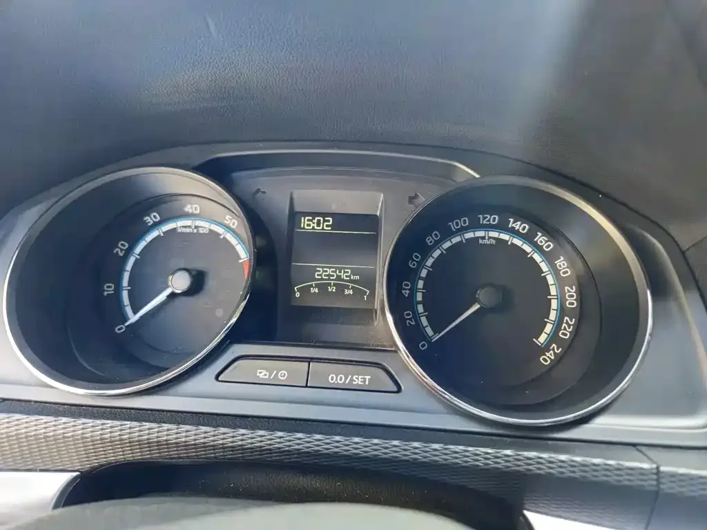 Škoda Kamiq 2022 1.5L Automatic Comfort Edition — Фото автомобиля 14