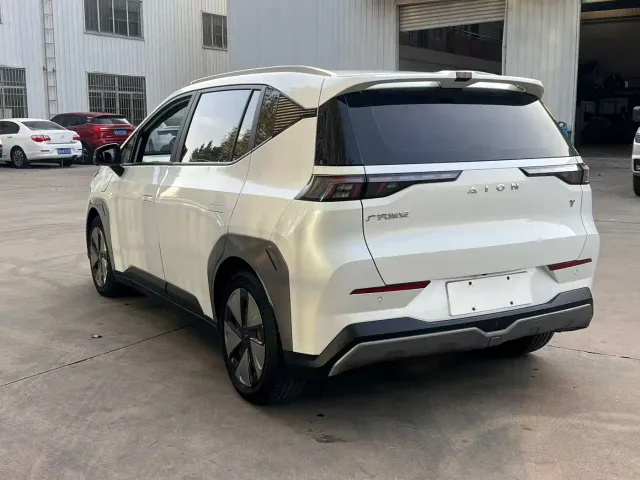 GAC Aion Y — Фото автомобиля 6