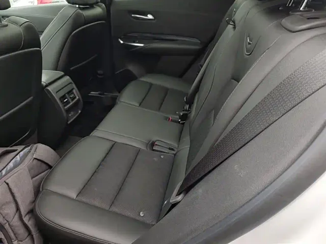 Cadillac XT4 — Фото автомобиля 16