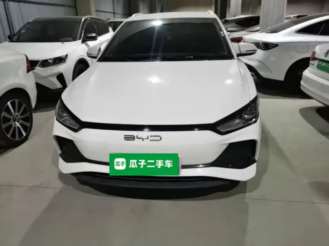 BYD e2 — Фото автомобиля 2