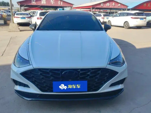 Hyundai Sonata — Фото автомобиля 2