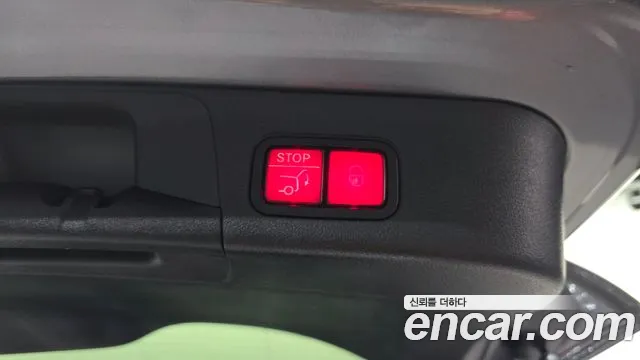 Mercedes-Benz EQB — Фото автомобиля 28