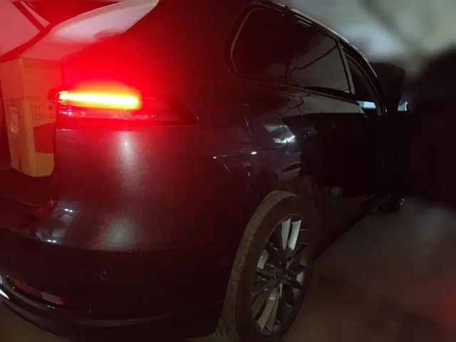 Leapmotor C10 — Фото автомобиля 4