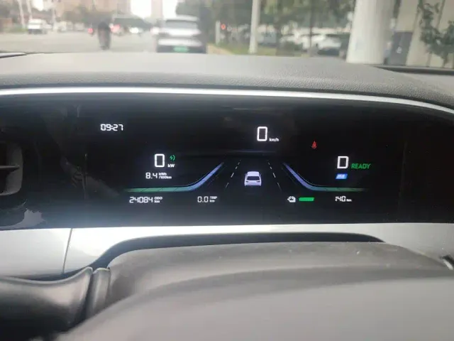 Geely Starry Wish — Фото автомобиля 7