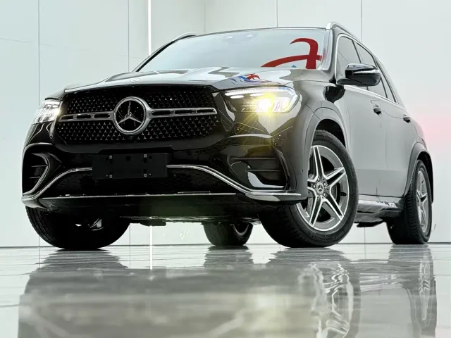Mercedes-Benz GLE-Class — Фото автомобиля 2
