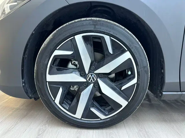 Volkswagen Lamando — Фото автомобиля 13