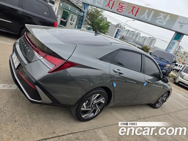 Hyundai AVANTE Новый Avante (CN7) — Фото автомобиля 5