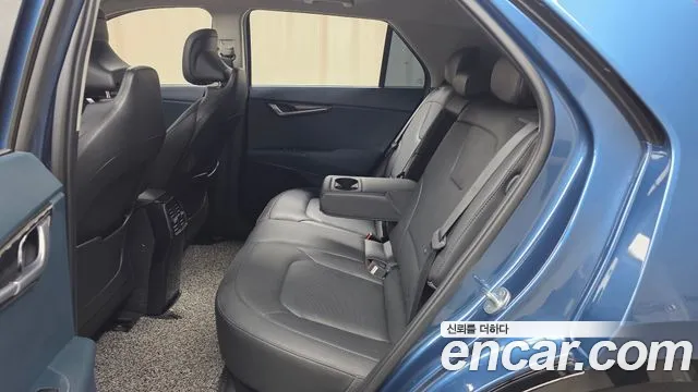 Kia Niro New — Фото автомобиля 18