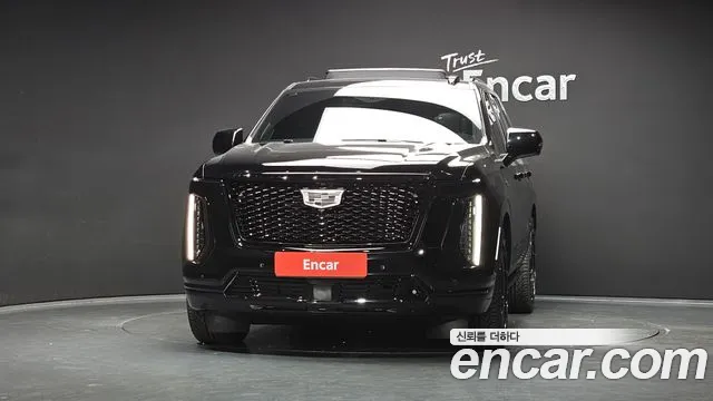 Cadillac Escalade Generation 5 — Фото автомобиля 3
