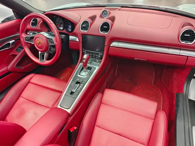 Porsche 718 — Фото автомобиля 7