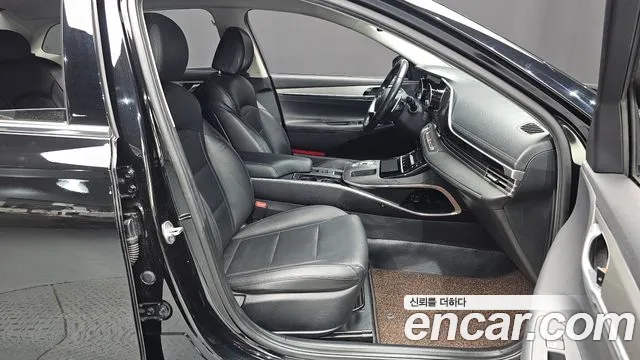 Hyundai Grandeur Grandeur (New) — Фото автомобиля 16
