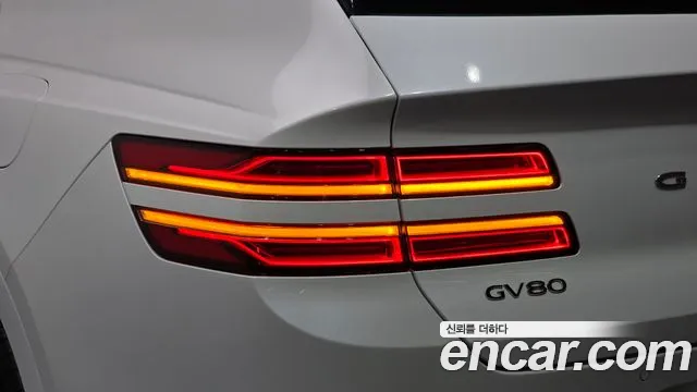 Genesis GV80 — Фото автомобиля 8