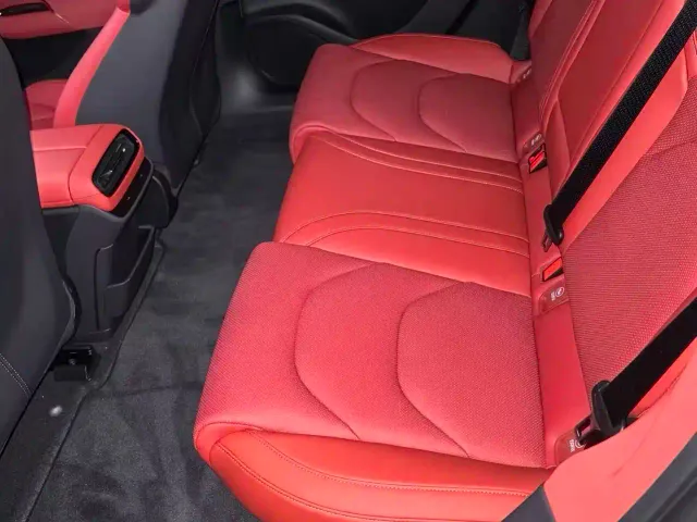Xiaomi SU7 — Фото автомобиля 6