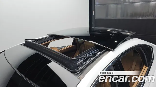 Genesis G80 Бензин 2.5 турбо AWD — Фото автомобиля 25