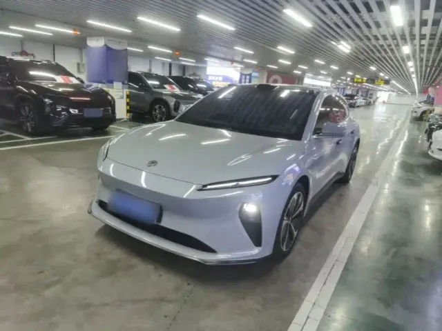 Фотография автомобиля — Nio ET5 Touring