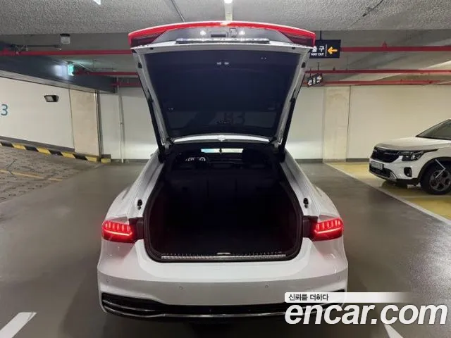 Audi A7 — Фото автомобиля 7